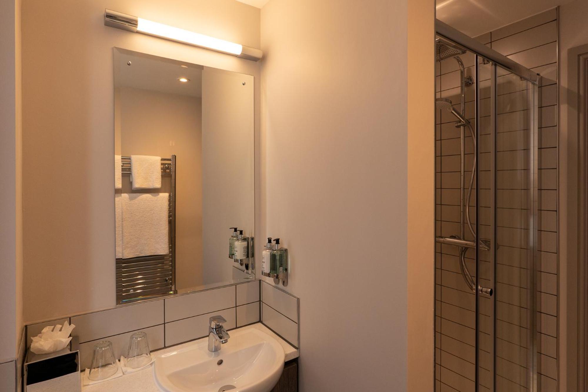 Offshore - The Inn Collection Group Lytham St Annes Ngoại thất bức ảnh