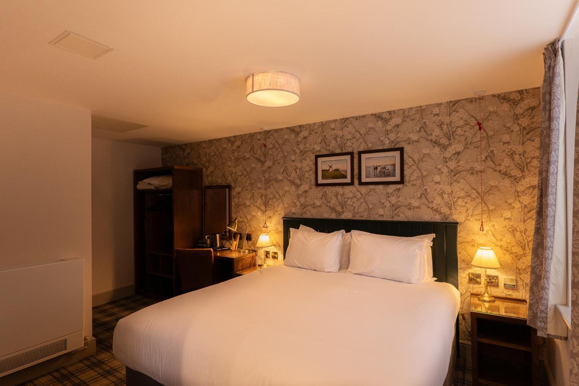 Offshore - The Inn Collection Group Lytham St Annes Ngoại thất bức ảnh