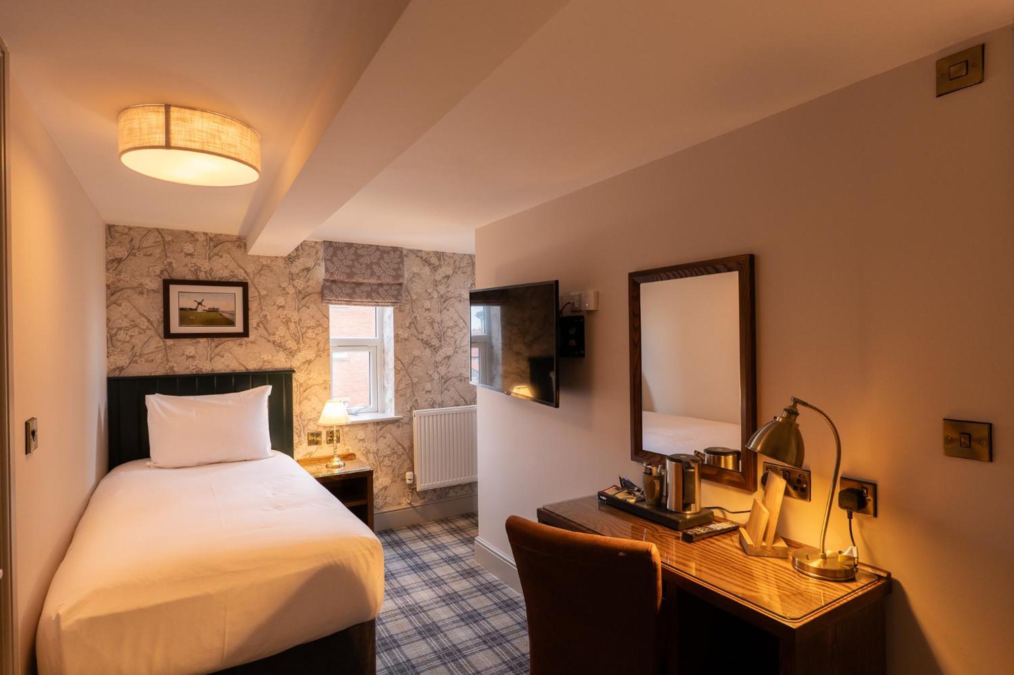 Offshore - The Inn Collection Group Lytham St Annes Ngoại thất bức ảnh